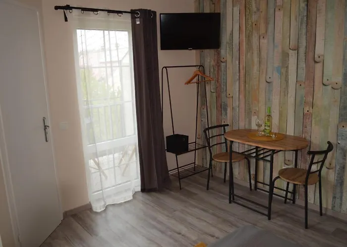 Frühstückspension Rebeka Panzio *