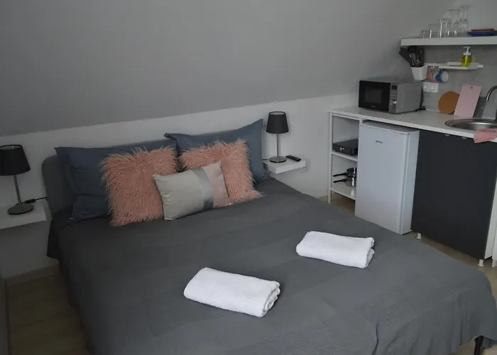 Rebeka Panzio Tihany