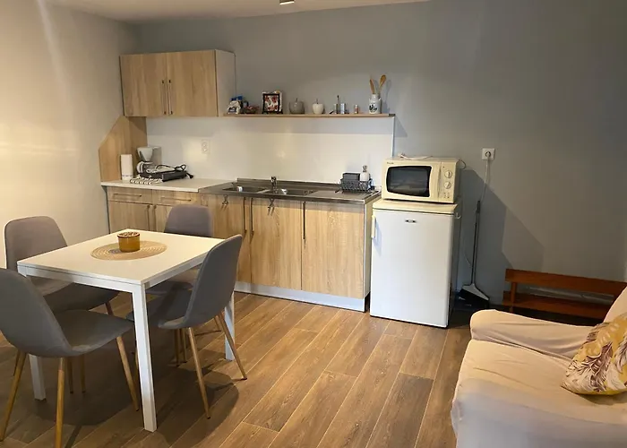 Rebeka Panzio * Tihany